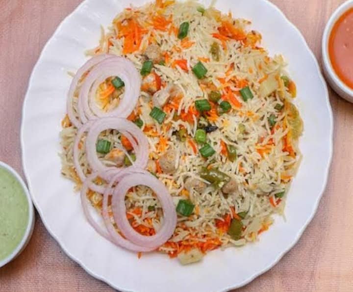 Veg biryani [8 person]