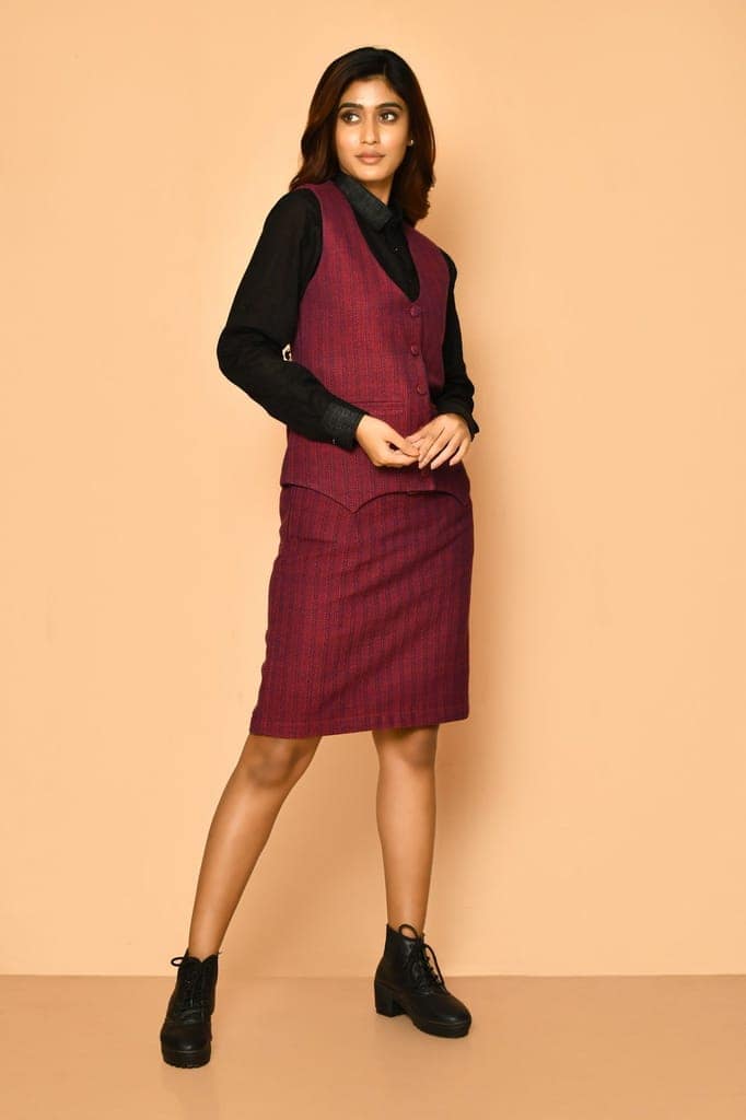 Celina women's handloom cotton skirt co-ord set view 3