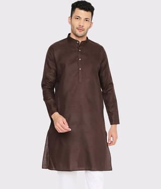 Maharaja Cotton Blend Plain Mandarin Collar Regular Kurta For Men ( Brown )