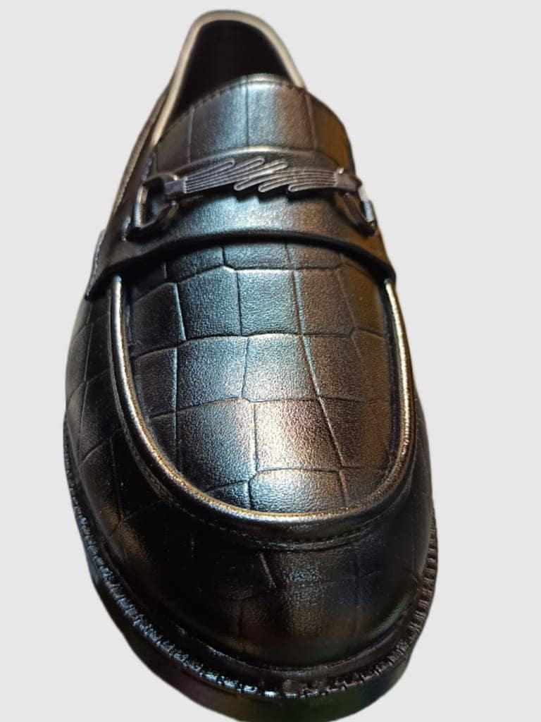 Loafers Shoes Latest Broad Base Loafers