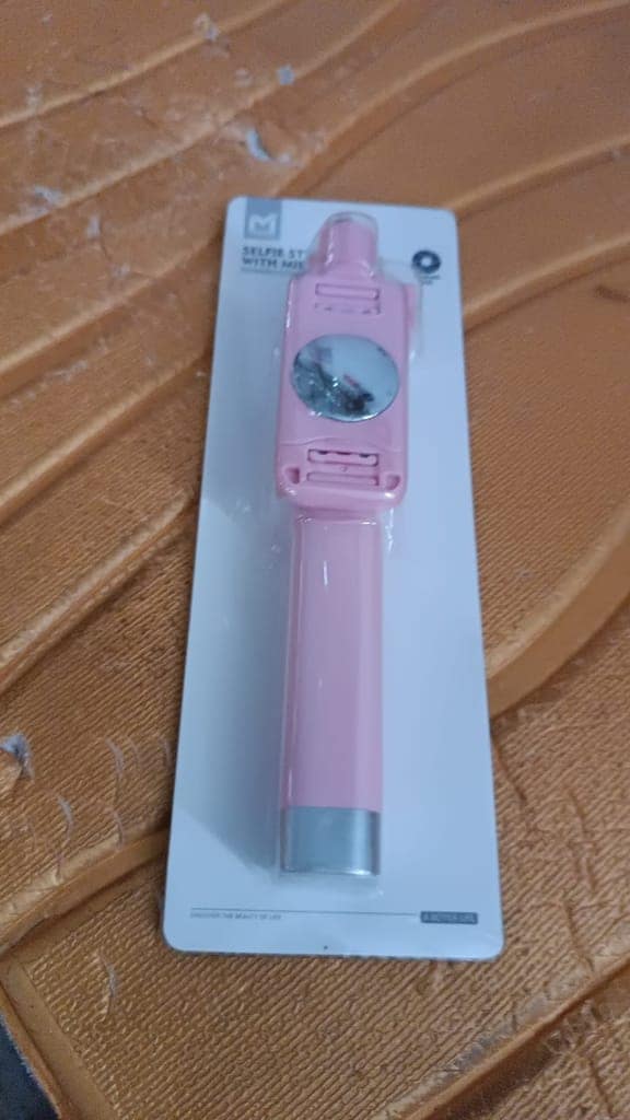 Wired Selfie Stick with Rearview Mirror & Built-In Shutter Button (1 Pc) view 9