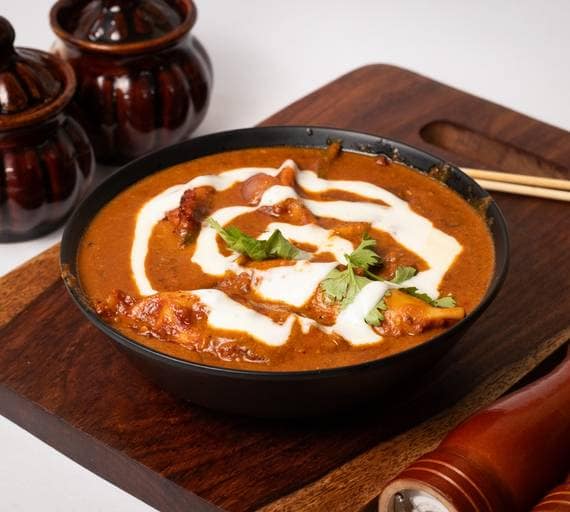 Paneer Soupy Momos [6Pcs]