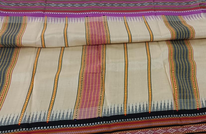 Handloom tussar silk karwathi saree with black and lavender border view 4