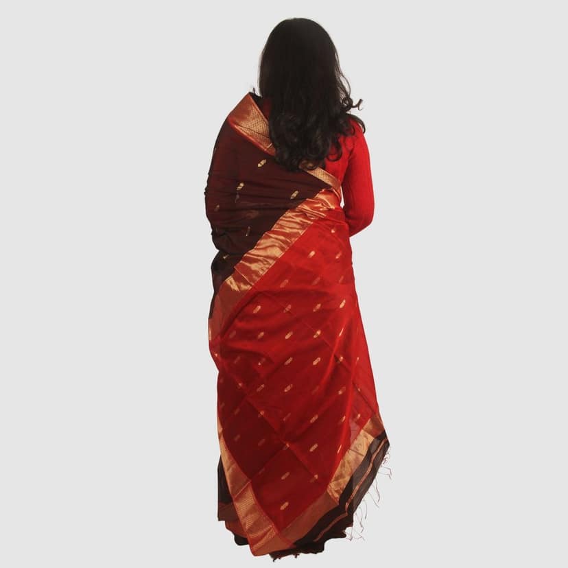 Elegant Crimson Red Maroon Maheshwari Handloom Saree Gold Zari Border view 2