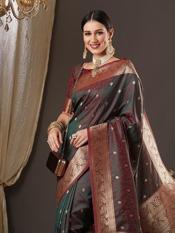 Women’s Elegant Dark Green & Maroon Banarasi Silk Saree with Rich Golden Zari Woven Border and Pallu – Traditional Wedding, Festive & Party Wear Saree with Unstitched Blouse Piece view 5