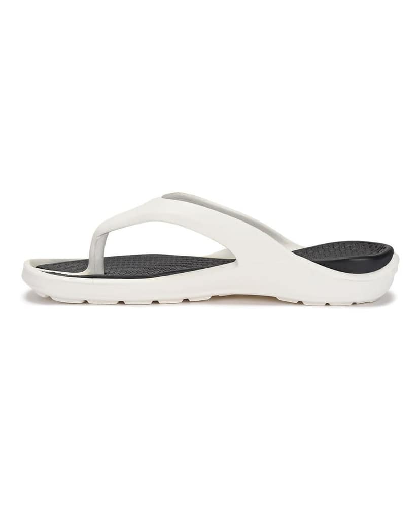 Paragon Men's Lightweight, Washable and Durable Flip Flops for Everyday Use view 3