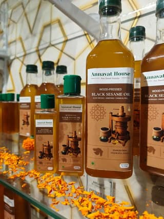 Annavat House Wood-Pressed Black Sesame Oil (1L) | Unrefined & Chemical-Free | Traditional Cooking