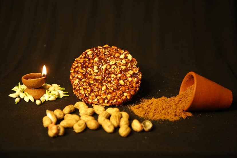 COUNTRY SUGAR PEANUR BARFI ROUND view 2