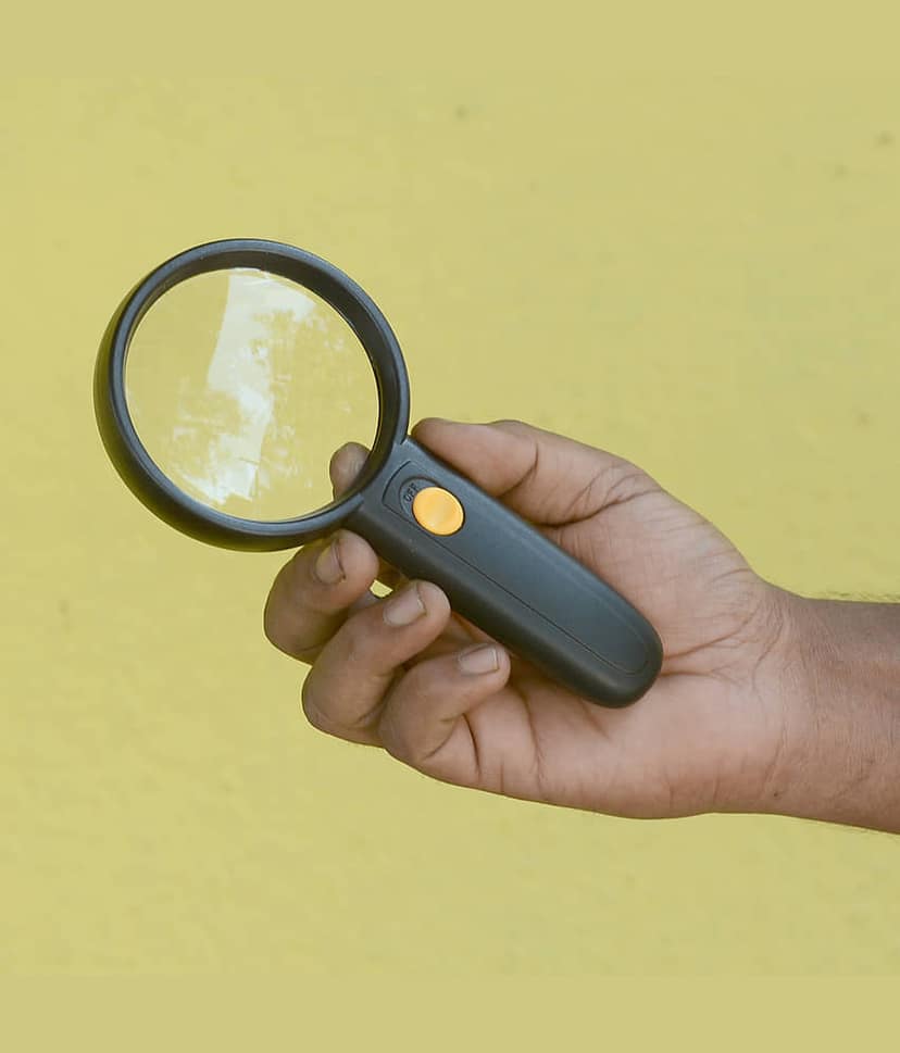 2.5X70mm Magnifier Magnifying Glass view 2