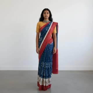 Pochampally Ikat Handloom Cotton Saree in Navy Blue and Red