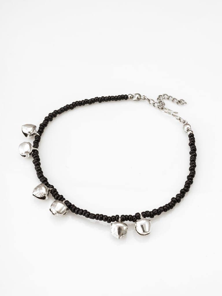 Morison Classic Pearl Anklet Elegant and Understated view 2