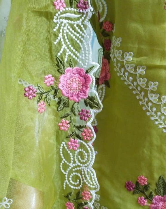Green Chiffon Embroidered Straight Kurta Pant With Dupatta Set view 3