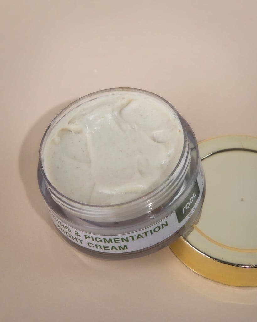 Anti Aging And Pigmentation Day Cream - 25G view 3