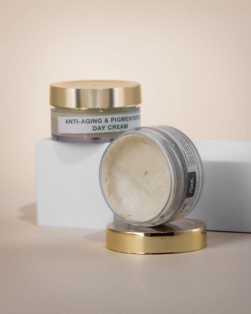 Anti Aging And Pigmentation Day Cream - 25G view 4