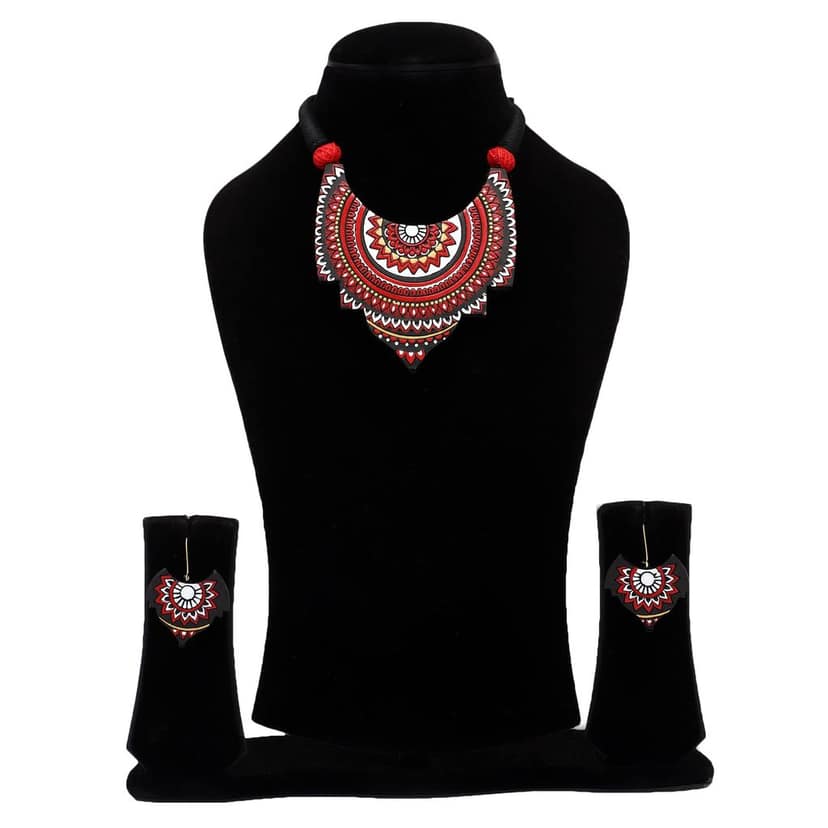 Le bijouxistic EKAM EK AMdala inspired necklace set with earrinsg for women view 2