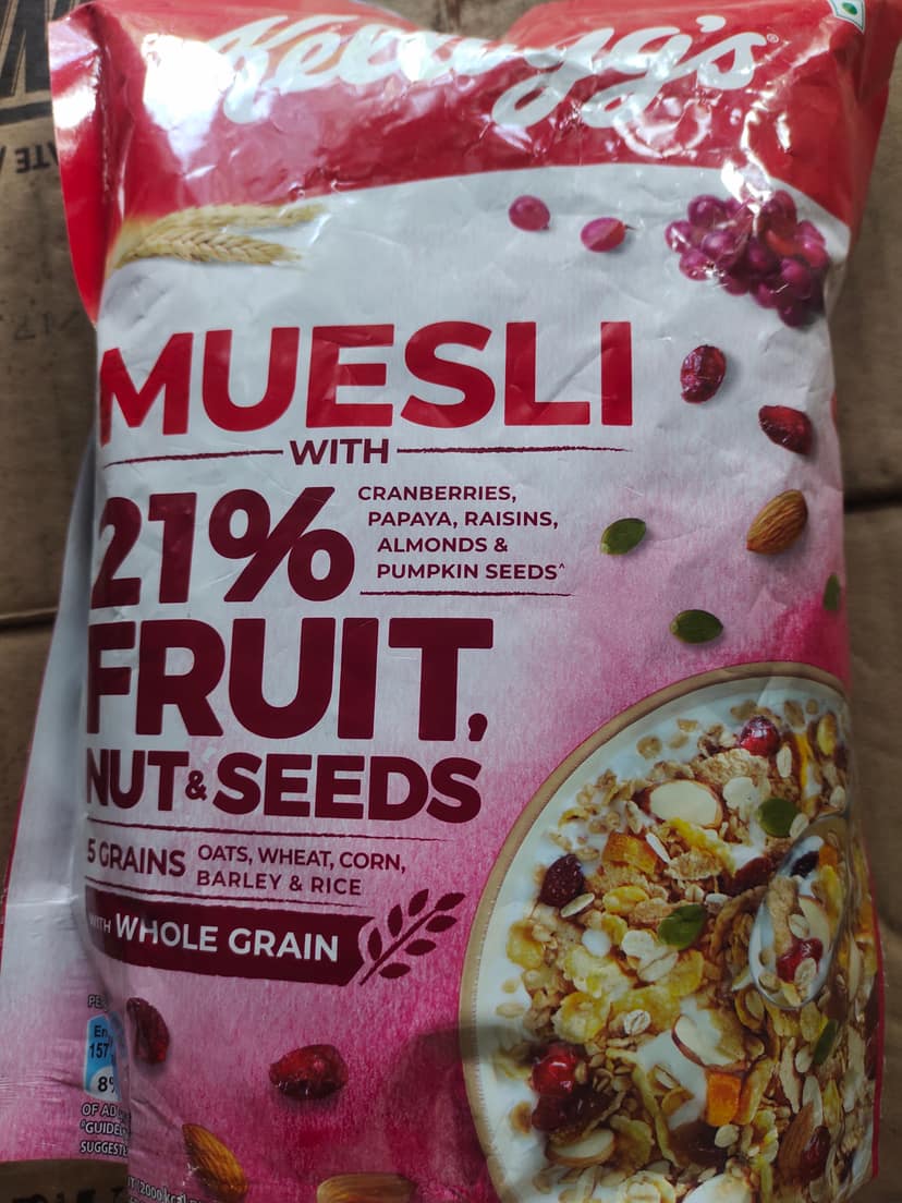 Kelloggs Muesli With 21% fruit Nut & seeds 5 grains