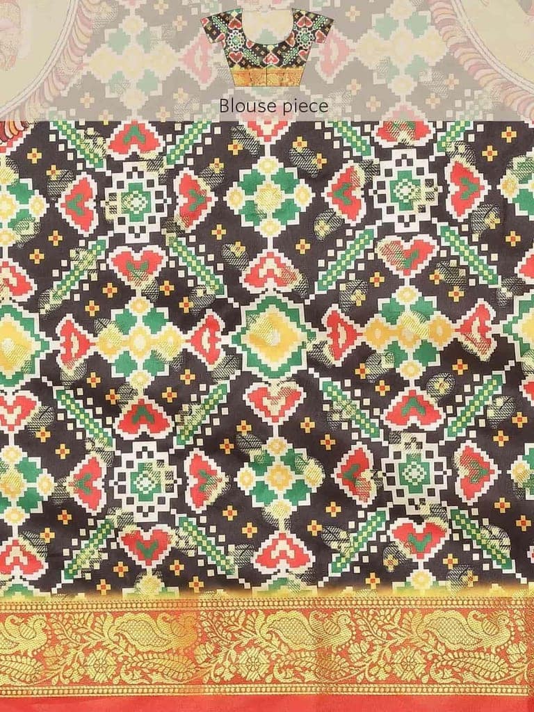 Women's Banarasi Digital Printed Zari Woven Saree with Unstiched Blouse Piece view 5