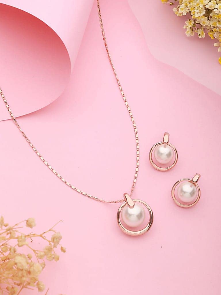 Anti-Tarnish Rose Plated Pearl Beaded Luxe Minimal Pendant jewellery Set view 6