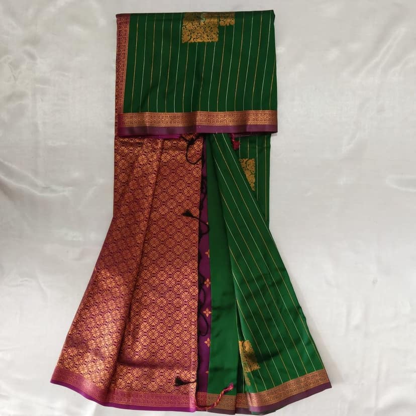 Vairaoosi Soft Silk Saree with Blouse - Green view 3