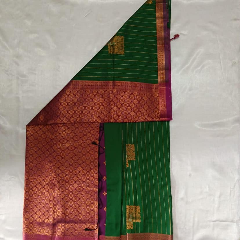 Vairaoosi Soft Silk Saree with Blouse - Green view 5