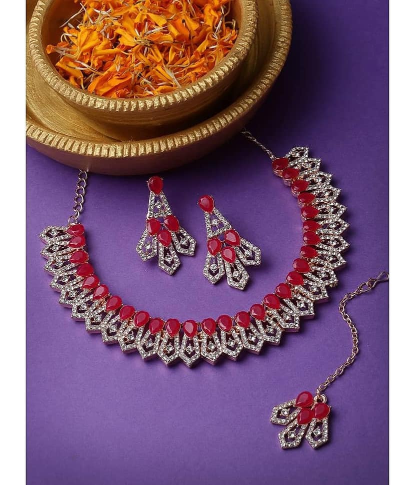 Sukkhi Magenta Alloy Necklace Set ( Pack of 1 )