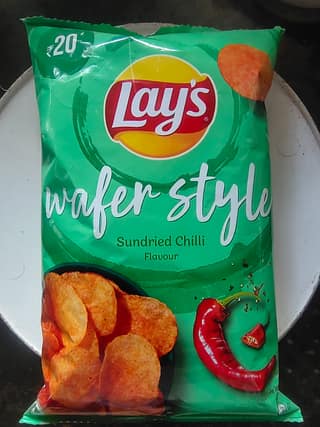 Lays wafer style sun-dried chilli flavour