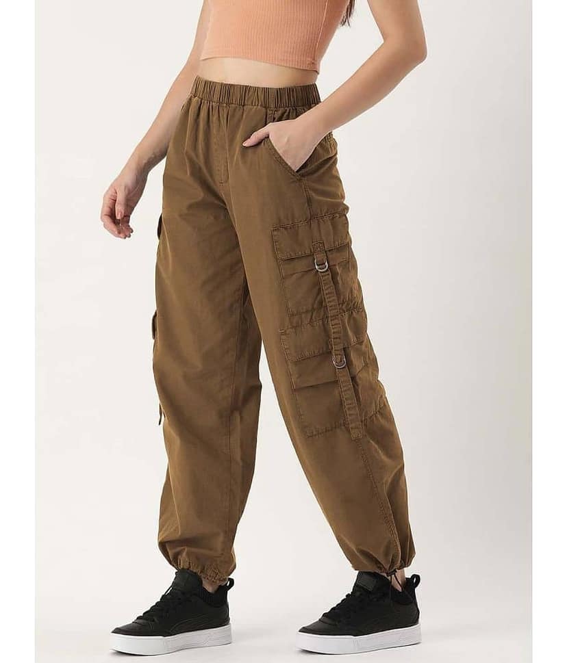 Bene Kleed Women Loose Fit High-Rise Over Dyed Cargo Parachute Trouser view 3