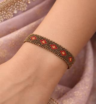 Handcrafted Beaded Bracelet – Traditional Beadwork Jewelry