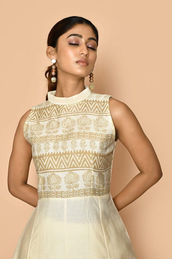 Ayoola halter neck handloom maheshwari silk kurta set view 6
