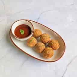 Vegan Jalapeno Cheese Poppers (6 pieces)