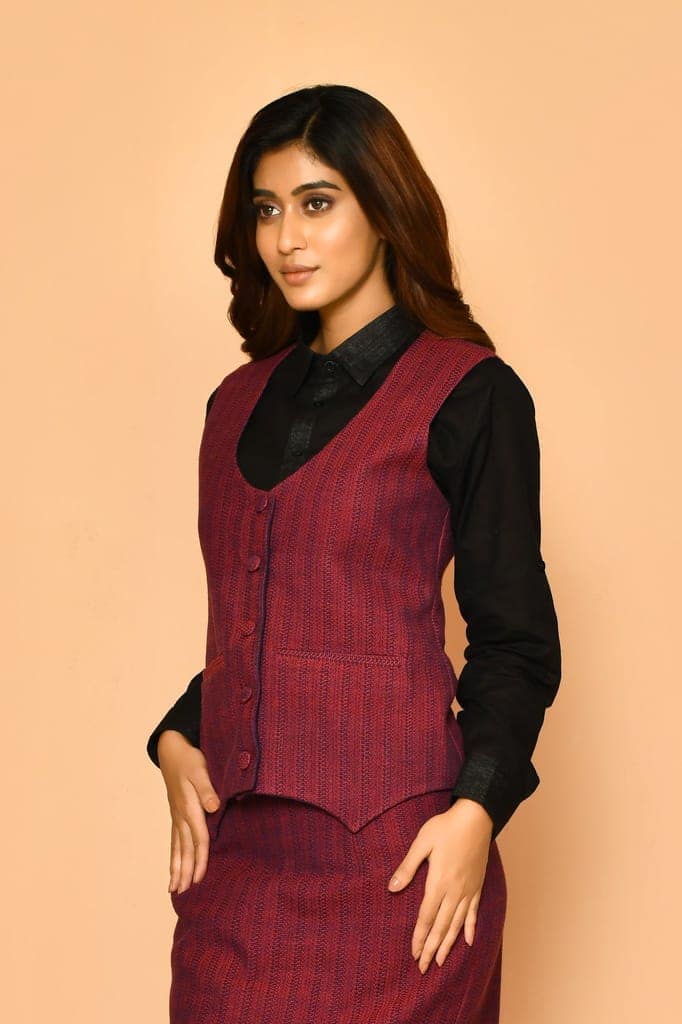 Serena handloom rounded V-neck women's cotton jacket view 4