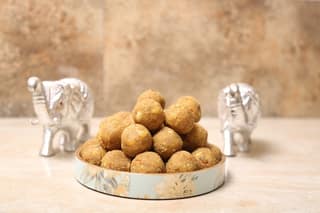 Traditional Methi Ladoo (1 kg) | Nutrient-Rich Indian Sweet | Festive & Daily Wellness Treat