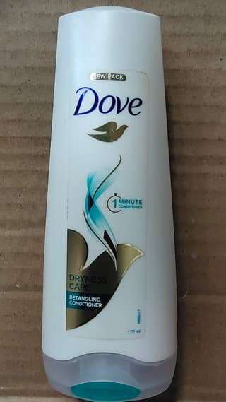 Dove hair conditioner dryness care