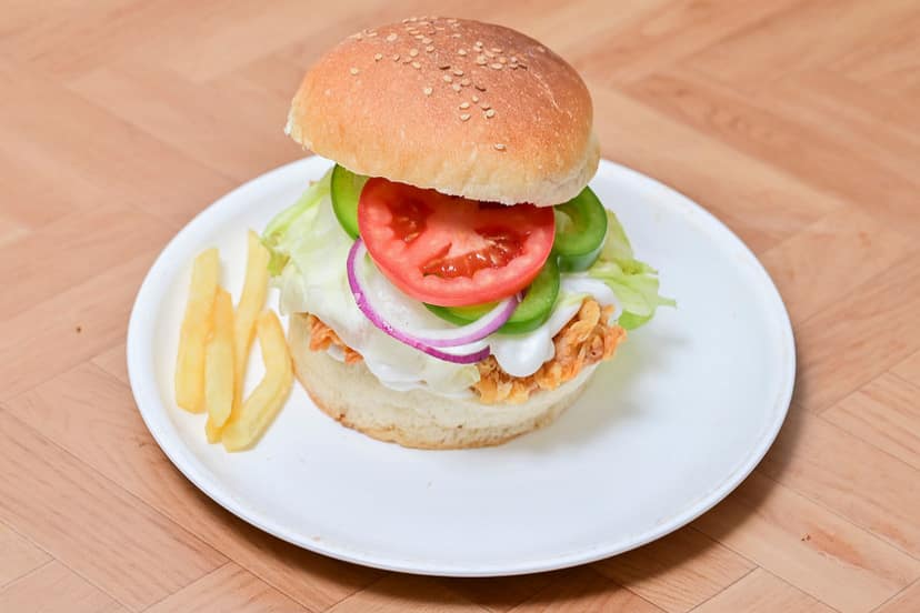 Chicken schezwan broasted burger