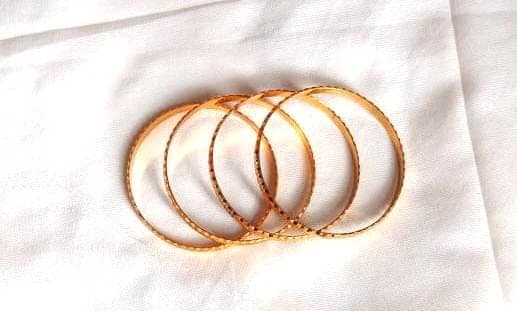 Rold Gold Bangles Set of 4 view 3