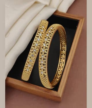 Shivay Fashion Gold Bangle Set ( Pack of 1 )