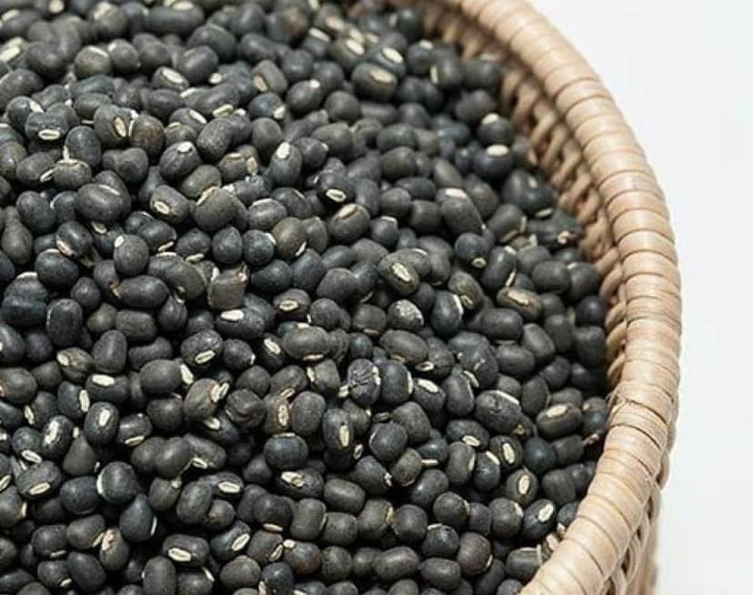 Desi Maah (Urad Daal) view 3