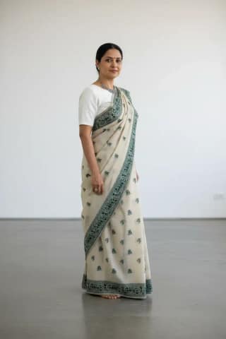 Saura Art Cotton Saree Cream Green Dancing Figure Buti