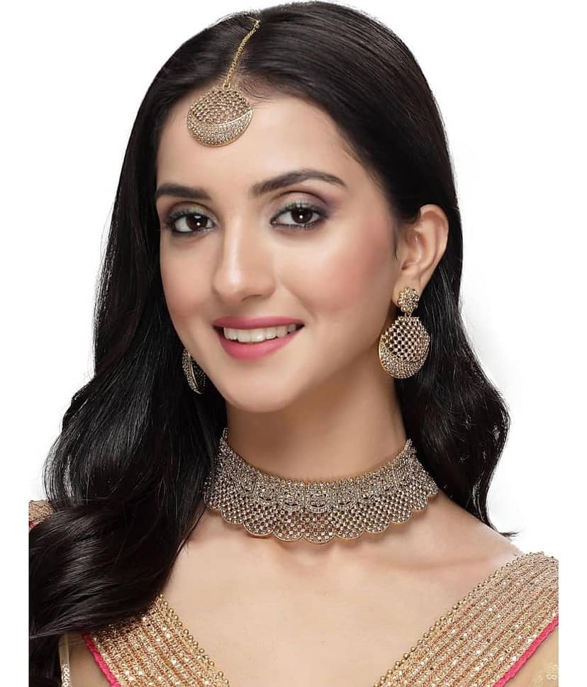 Sukkhi Gold Alloy Necklace Set ( Pack of 1 ) view 2