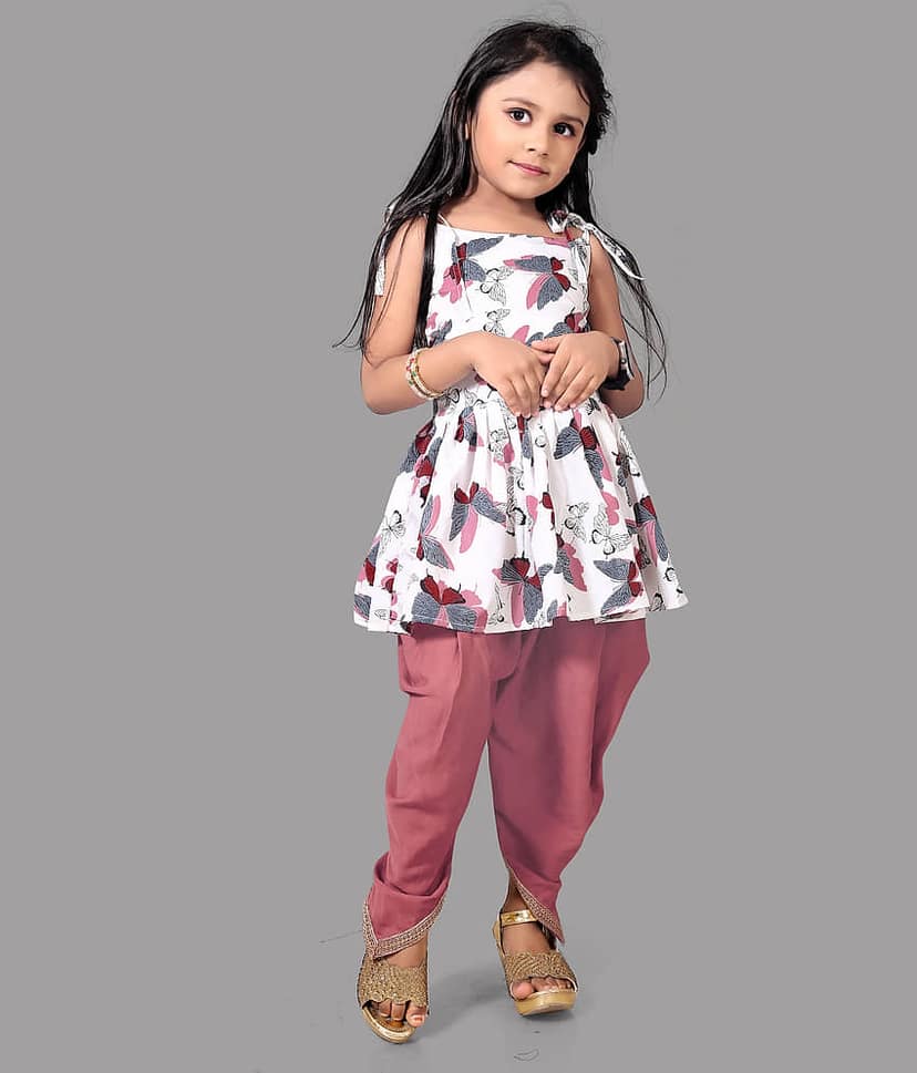 Aarya Creation Girls Crepe Suit Sets ( Pack of 1 , Black )