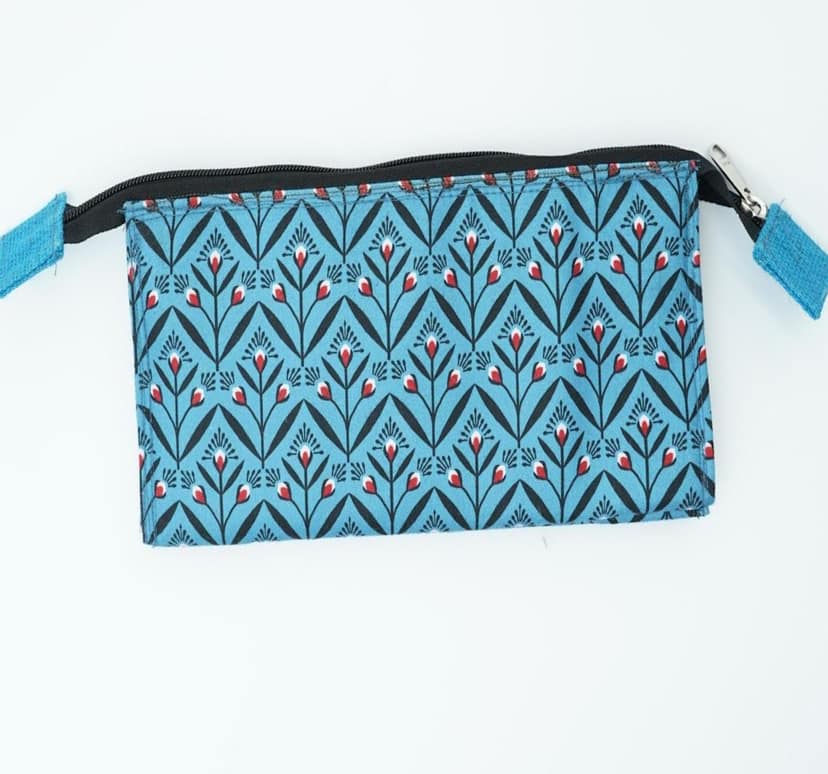 Handcrafted Ladies Hand Purse for Everyday and Casual Use
