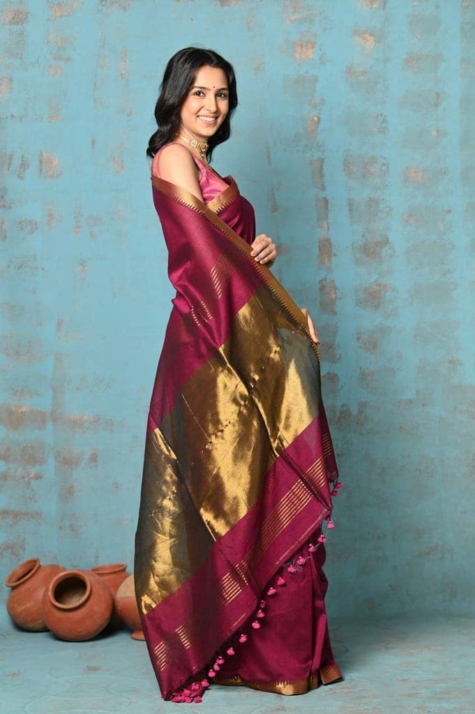 Designed by VMI - High Quality Comfortable Cotton Handloom Woven with Sleek Border and Flower Buttis~ Magenta view 2