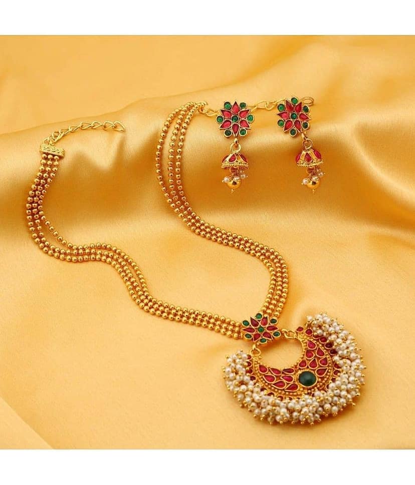 Sukkhi Multicolour Alloy Necklace Set for Women