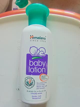 Himalaya baby lotion almond oil & olive oil