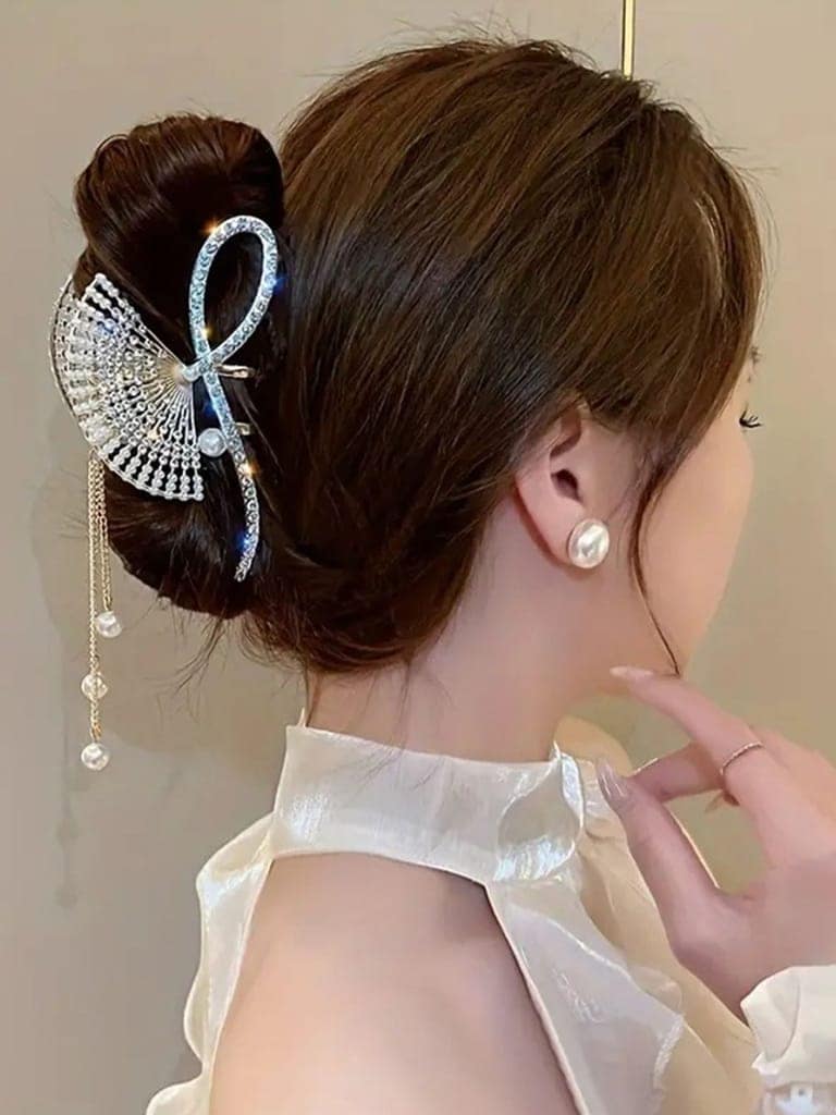 Elegant Pearl Metal Hair Claw Clip view 2