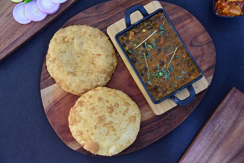 Chana and bhature