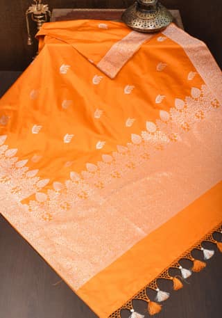 Deep Yellow Banarasi Katan Silk Silk Saree with Silver Zari Buttas & Scalloped border | SILK MARK CERTIFIED