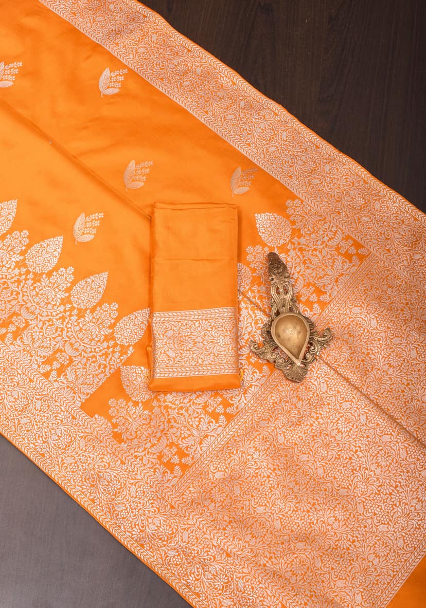 Deep Yellow Banarasi Katan Silk Silk Saree with Silver Zari Buttas & Scalloped border | SILK MARK CERTIFIED view 8
