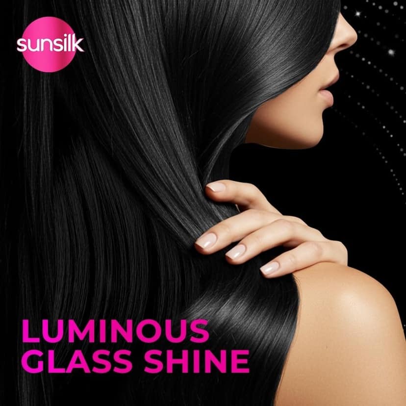 Sunsilk Radiant Black Shine Shampoo | Infused with 3% VITA-GLOSS COMPLEX (1 Liter) view 4
