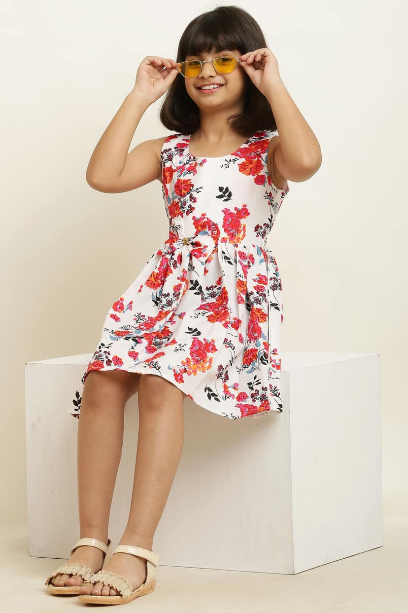 Cute Comfy Red Floral Frock & Dress For Girls. view 4
